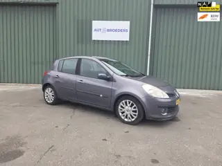 Renault Clio 1.2 TCE Dynamique S - AIRCO - TREKHAAK - CRUISE CONTROLE - LM VELGEN