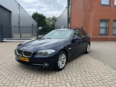 BMW 5-serie Touring 523i High Executive Automaat