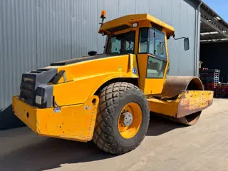 Dynapac CA612D (bj 2011)