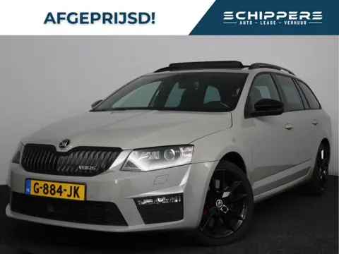 Škoda Octavia Combi 2.0 TSI RS 221pk | Glazen schuif-kanteldak | Leer |