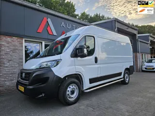 Fiat Ducato 30 2.2 MultiJet L2H2 Trekhaak! Camera! Carplay! Dealer Onderhouden! Airco/Clima! Cruise 