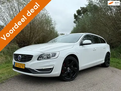Volvo V60 2.4 D5 Twin Engine Special Edition Automaat / Leder / 18" Velgen / Navi / Clima / Stoelver