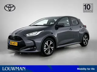 Toyota Yaris 1.5 Hybrid 115 First Edition + | BTW voertuig | Dodehoek detectie | Stoel+stuurverwarmi
