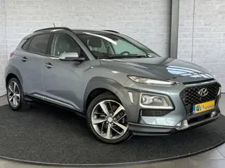 Hyundai KONA 1.6 T-GDI Premium 4WD Pano Trekhaak HUD Keyless Leder Carplay