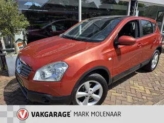 Nissan Qashqai 2.0 Tekna Premium,tekna,automaat,trekhaak,panorama,leder