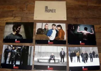 UN PROPHETE lobbycard set.