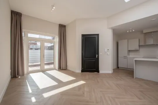 Woning aan de Dirk Hoogenraadstraat te Den Haag