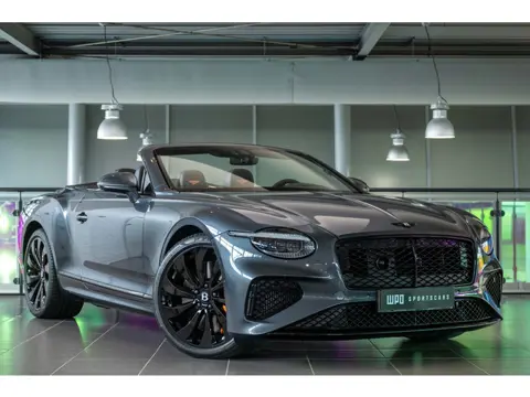 Bentley Continental GTC 4.0 V8 Hybrid