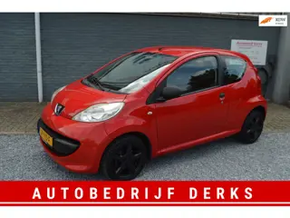 Peugeot 107 1.0-12V XR Stuurbekrachtiging Jaar APK Garantie