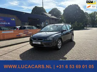 Ford Focus Wagon 1.6-16V Futura Trekhaak 2X SLEUTEL + BOEKJES!