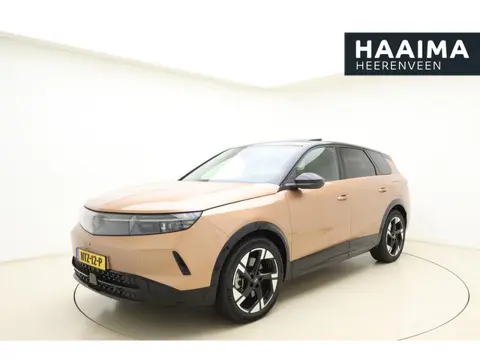 Opel Grandland Electric GS 73 kWh DEMO VOORDEEL € 10.500 | 8 Jaar garantie | Panoramadak | Focal | H