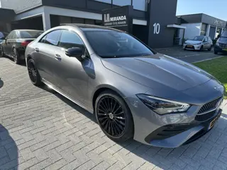 Mercedes-Benz CLA-Klasse 180 Star Edition AMG Line Plus