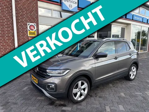 Volkswagen T-Cross 1.0 TSI Style trekaak camera