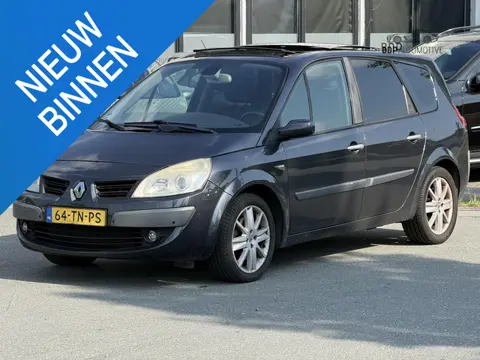 Renault Grand Scénic 2.0-16V Tech Line 7p. 06-03-2027 APK | 7 zitter