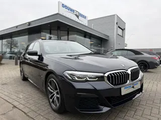 BMW 5 Serie Touring 530e xDrive M Sport Trekhaak | Stuurverw. | HiFi | Camera | Stoelverw.