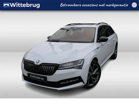 Škoda Superb Combi 1.4 TSI iV 218pk Sportline DSG Automaat / Panorama schuifdak / LM 19 inch / 360 c
