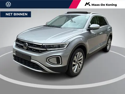 Volkswagen T-Roc 1.5 TSI 150pk DSG Style · Panoramadak · Camera · Matrix LED · Keyless · Leder Vienn
