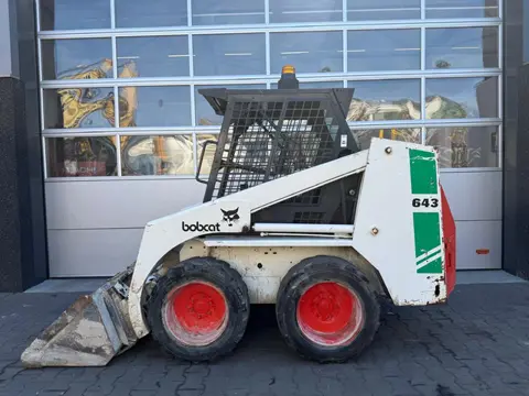 Bobcat 643 (bj 1984)