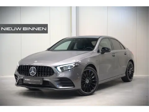 Mercedes-Benz A-Klasse 250 e Business Solution AMG Limited | Stoelverwarming | Camera | Ambiance Ver