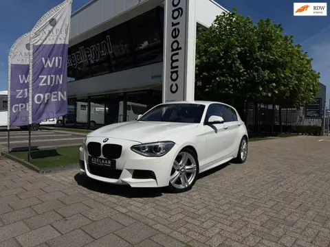 BMW 1-serie 116i M-PAKKET l SPORTSTOELEN l ALCANTARA l NAVIGATIE l STOELVERWARMING