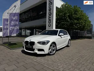 BMW 1-serie 116i M-PAKKET l SPORTSTOELEN l ALCANTARA l NAVIGATIE l STOELVERWARMING