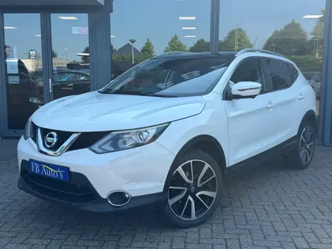 Nissan Qashqai 1.2 Tekna Airco Lmv Cruise Pano 360-Camera Leder