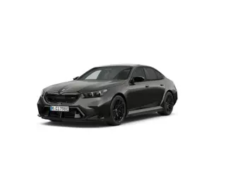 BMW M5 | 20/21'' | Panorama. | M Driv. Pack | Alcan. hemel | Driv. + Park. Prof. | Stoelvent. | B&W 