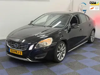 Volvo S60 1.6 T4 / DEALER ONDERHOUDEN / NETTE AUTO / NAVI-MULTIEMEDIA