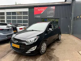 Hyundai i20 1.2i i-Deal