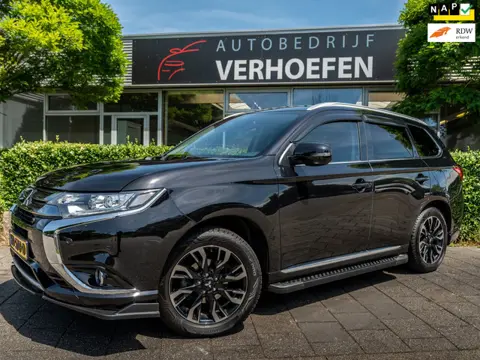 Mitsubishi Outlander 2.0 PHEV Executive Edition - STOEL VERW - PARK CAMERA - DVD - CRUISE / CLIMATE 
