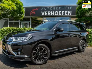 Mitsubishi Outlander 2.0 PHEV Executive Edition - STOEL VERW - PARK CAMERA - DVD - CRUISE / CLIMATE 