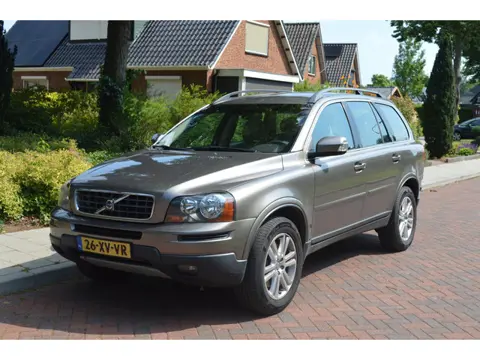 Volvo XC90 2.4 D5 Momentum 7-persoons/Org NL/NAP
