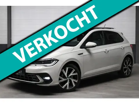 Volkswagen POLO 1.0 TSI R-Line PANO ACC CARPLAY CAMERA NAVI