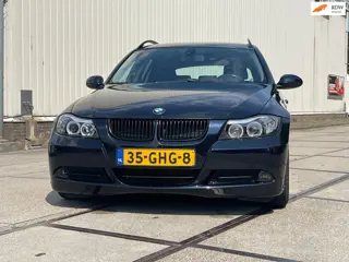 BMW 3-serie Touring 318i Business Line Navi/Clima/Cruise Apk