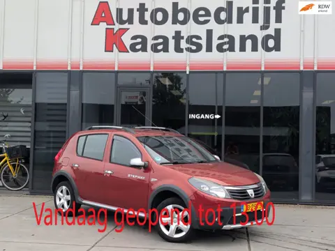 Dacia Sandero 1.6 Stepway - Airco - Trekhaak - APK: 6-2027!
