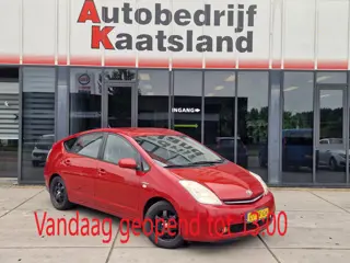Toyota Prius 1.5 VVT-i Business Edition - Navi - Clima - Cruise -
