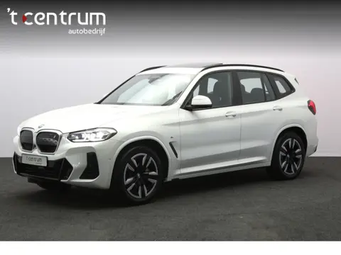 BMW iX3 High Executive 80 kWh 293 PK, SOH 98 %, Panoramadak, Leder, Adap. Cruise Control, Camera
