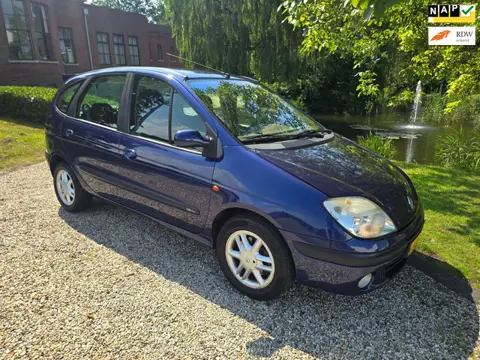 Renault Scénic 1.8-16V Expression Sport