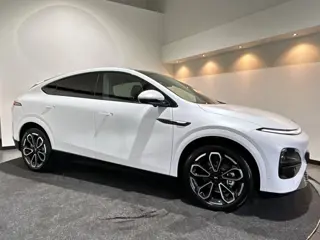 XPENG G6 AWD Performance | Wit Leder bekleding | Allround camera's