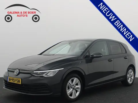 Volkswagen Golf 1.0 eTSI Life AUTOMAAT / TREKHAAK / SFEER / CARPLAY / NAVI / CLIMA / PDC / ACC / DAB