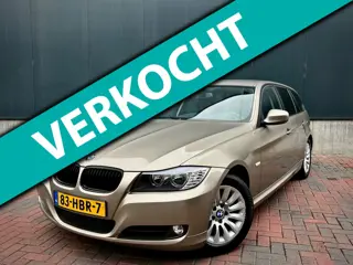BMW 3-serie Touring 318i Business Line * Aut * Navi * Cruise * Climate * Trekhaak *