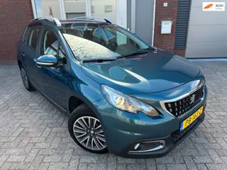 Peugeot 2008 1.2 PureTech Active / Pano / Camera / Navi / DAB / PDC