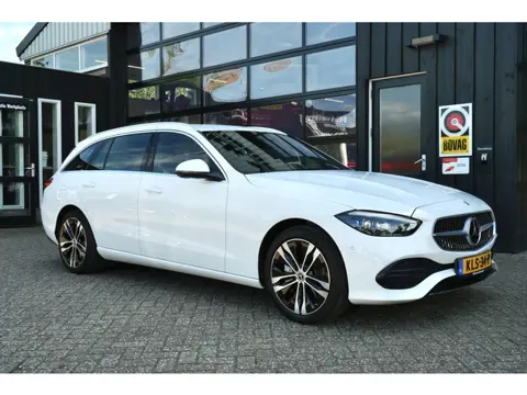 Mercedes-Benz C-Klasse Estate 300 e Luxury Line | Massage | Trekhaak | Memory | 360° | Sfeer | Carpl