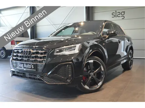 Audi Q2 35 TFSI 3X S-Line Black Style navi camera trekhaak 19 inch !!