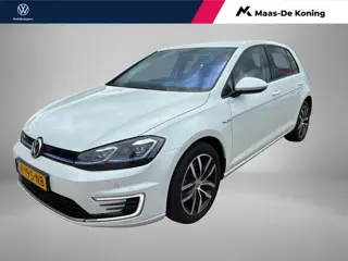 Volkswagen e-Golf 136pk E-DITION · Keyless · Camera · Apple/Android Car Play · P-Sensoren · Virtual 