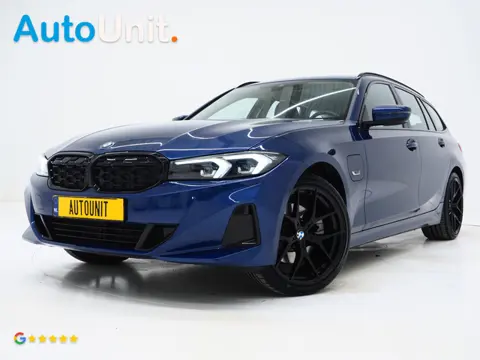 BMW 3 Serie Touring 320e xDrive LCI Shadow Line | Camera | Stoelverwarming | Cruise | LED | DAB | Ca