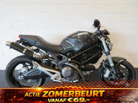 Ducati MONSTER 696 CARBON VERSIE PERFECT! (bj 2009)