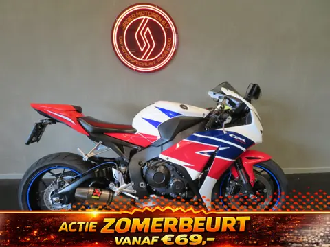 Honda CBR 1000 RR FIREBLADE ZEER FRAAI! (bj 2014)