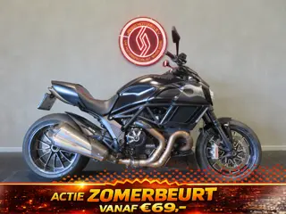 Ducati DIAVEL TERMIGNONI PERFECT! (bj 2014)