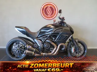 Ducati DIAVEL BLACK-EDITION!! TERMIONI (bj 2013)